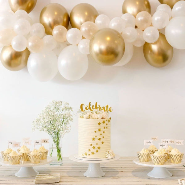 Cake Topper Celebrate Dorado